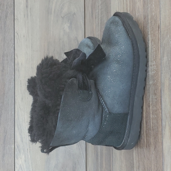 Ugg Gita Twinkle Bow Mini Women Ankle fur booties shoes sz 6 - Picture 3 of 12